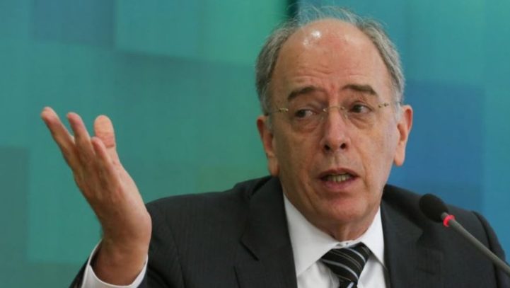 Pedro Parente pede demissão da Petrobras
